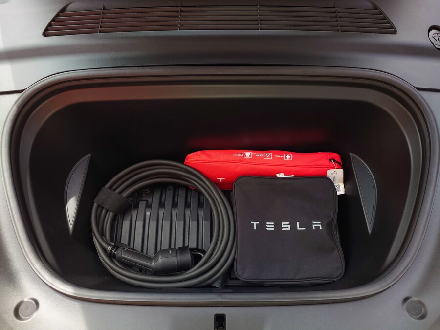 Tesla Model Y Long Range Dual Motor 378 kW – fotografie 10 z 23