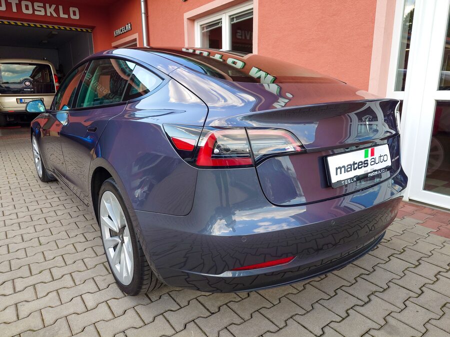 Tesla Model 3 Long Range Dual Motor 366 kW, acceleration boost – fotografie 4 z 24