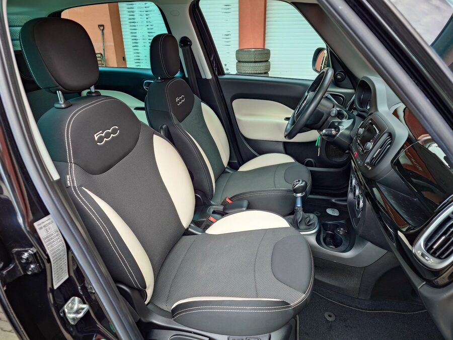 Fiat 500L Trekking 1.4 T-Jet 88 kW – fotografie 13 z 22