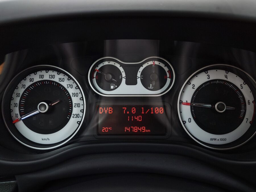 Fiat 500L Trekking 1.4 T-Jet 88 kW – fotografie 16 z 22