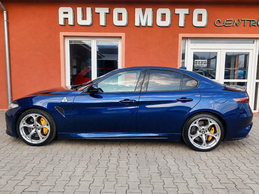 Alfa Romeo Giulia 2.9 V6 Bi-Turbo Quadrifoglio 375 kW – fotografie 3 z 30