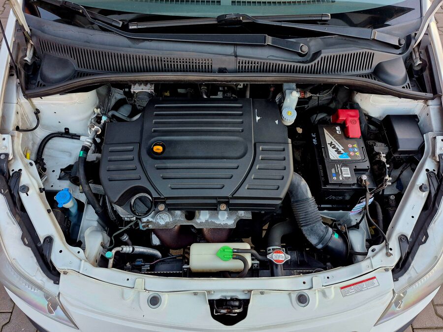 Fiat Sedici 1.6 88 kW Dynamic 4x4 – fotografie 8 z 24