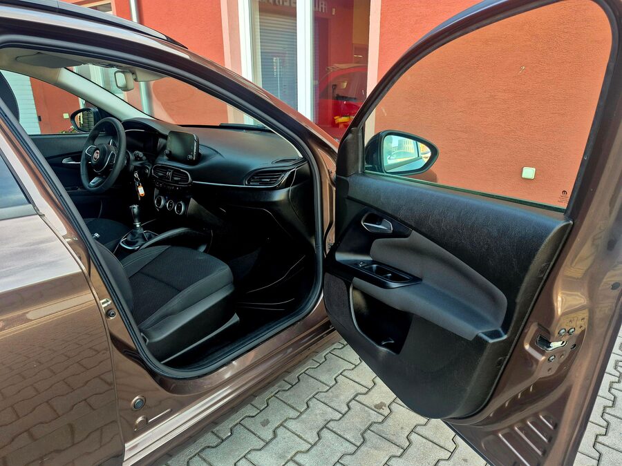 Fiat Tipo 1.0 Life 73kw – fotografie 14 z 24