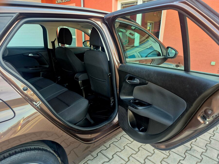 Fiat Tipo 1.0 Life 73kw – fotografie 16 z 24