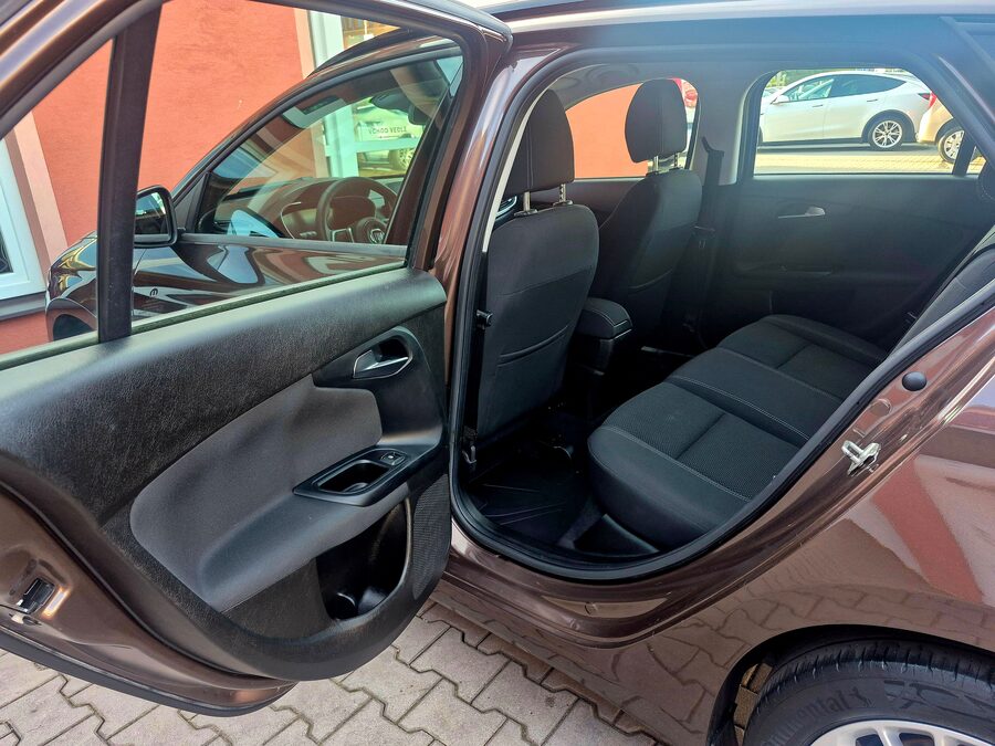 Fiat Tipo 1.0 Life 73kw – fotografie 18 z 24
