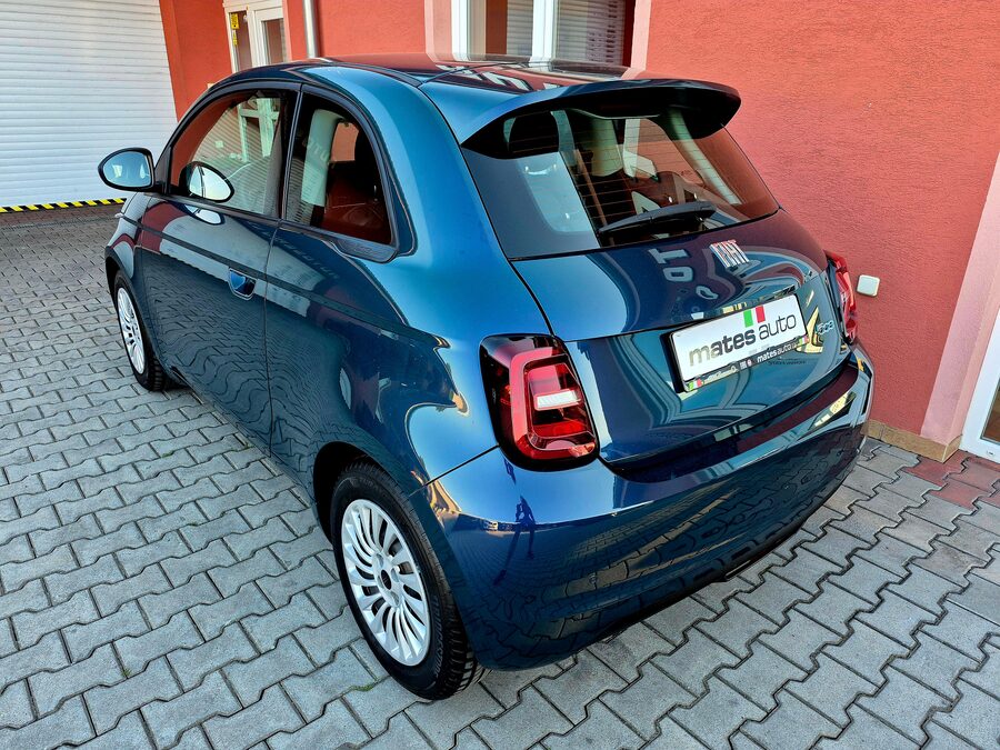 Fiat 500E 70 kW ACTION PLUS – fotografie 3 z 24