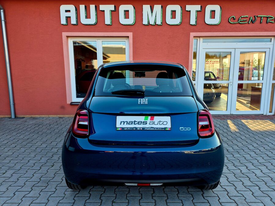 Fiat 500E 70 kW ACTION PLUS – fotografie 10 z 24