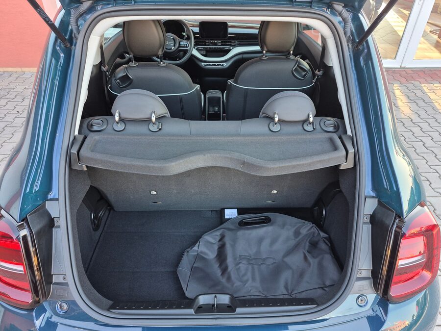 Fiat 500E 70 kW ACTION PLUS – fotografie 11 z 24