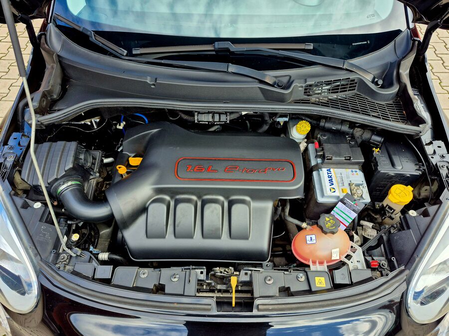 Fiat 500X 1.6 E.torQ 81 kW Pop Star – fotografie 9 z 26