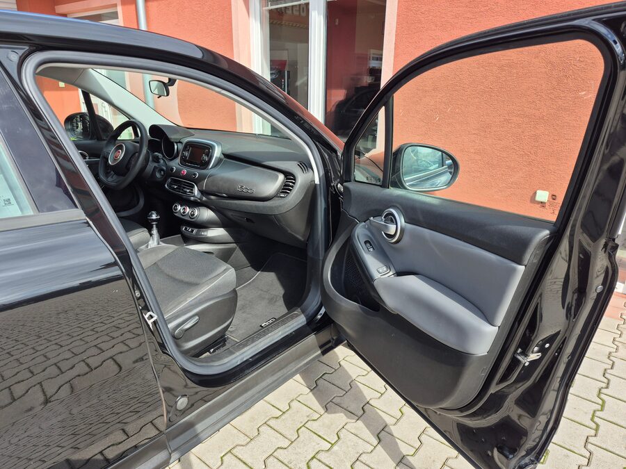Fiat 500X 1.6 E.torQ 81 kW Pop Star – fotografie 15 z 26