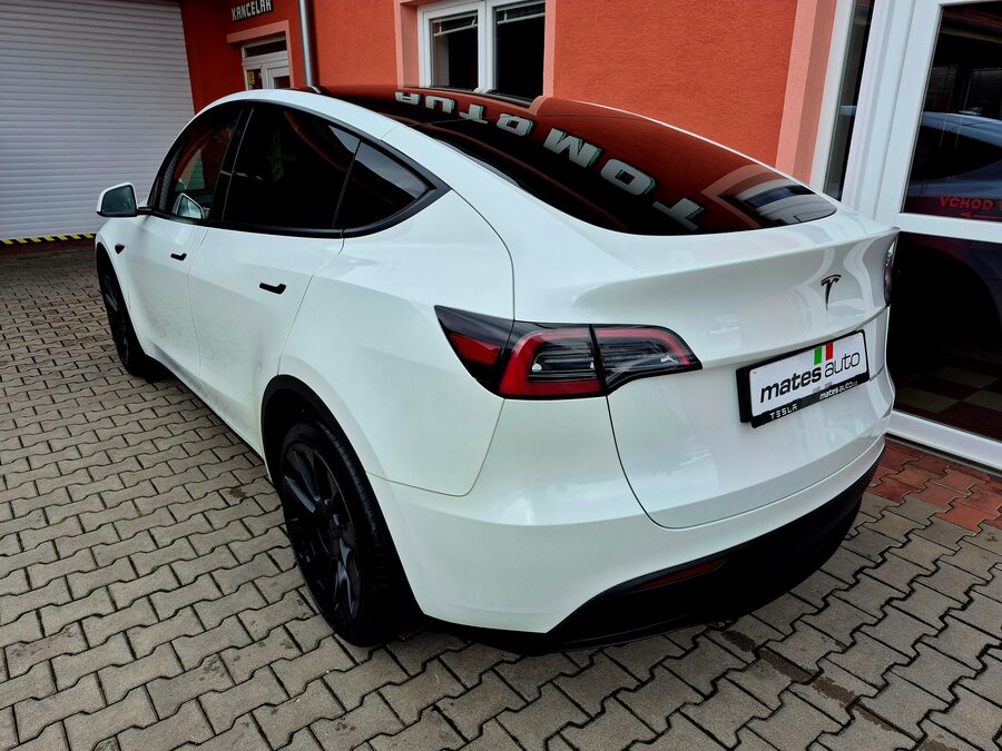 Tesla Model Y Long Range Dual Motor 378kW - BERLÍN – fotografie 3 z 26