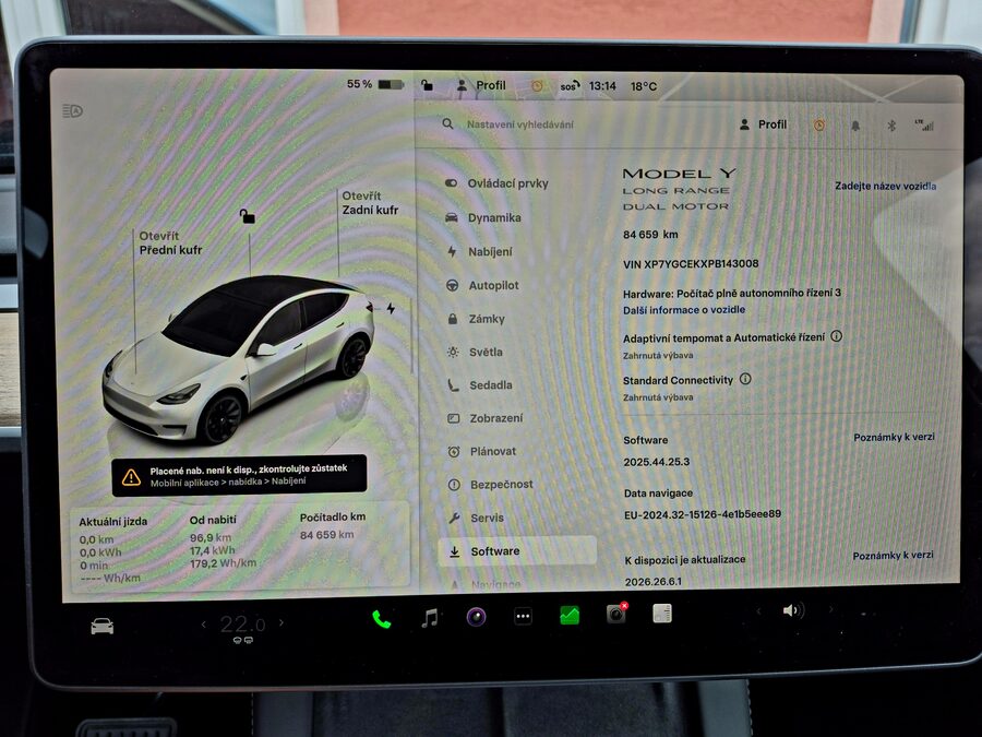 Tesla Model Y Long Range Dual Motor 378kW - BERLÍN – fotografie 24 z 26