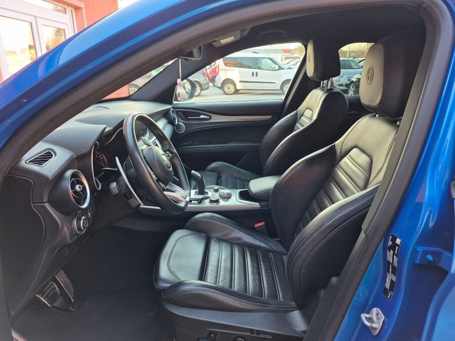 Alfa Romeo Stelvio 2.2 JTDM Veloce Q4 – fotografie 11 z 24