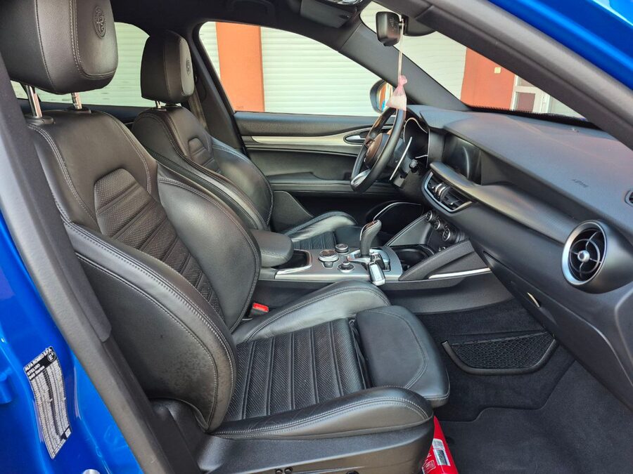 Alfa Romeo Stelvio 2.2 JTDM Veloce Q4 – fotografie 13 z 24