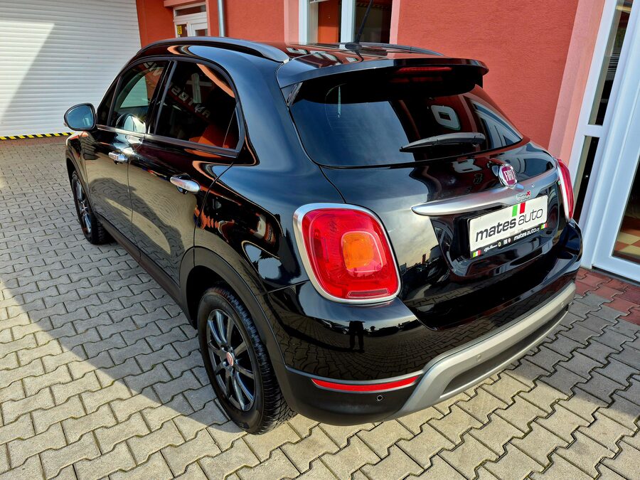 Fiat 500X 1.4 MultiAir 103 kW Cross Plus – fotografie 3 z 26