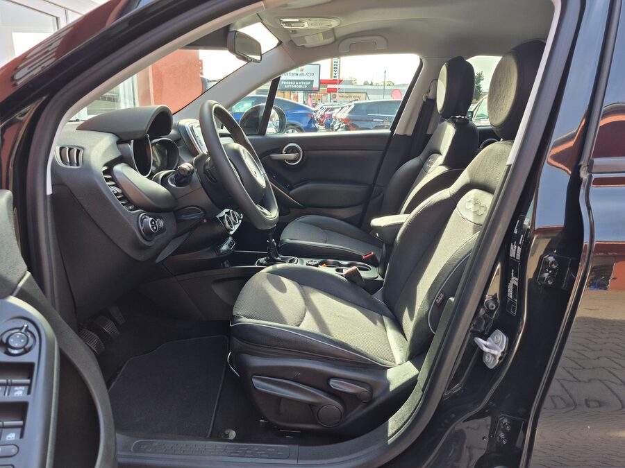 Fiat 500X 1.4 MultiAir 103 kW Cross Plus – fotografie 11 z 26