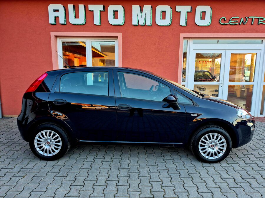 Fiat Punto 1.4 Basis 57 kW – fotografie 5 z 22