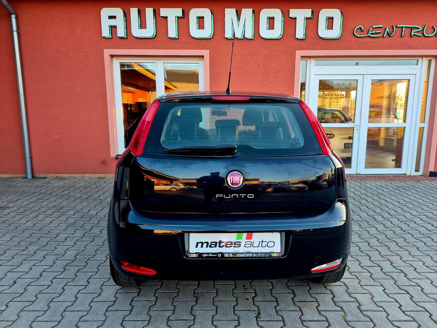 Fiat Punto 1.4 Basis 57 kW – fotografie 9 z 22