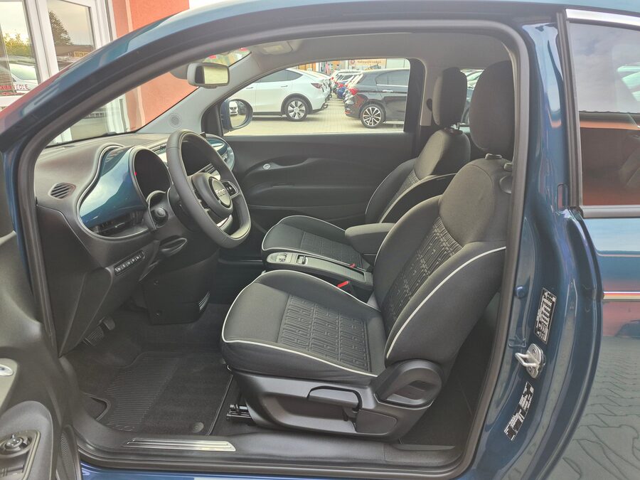 Fiat 500E 87 kW / 42 kWh Drive – fotografie 13 z 24