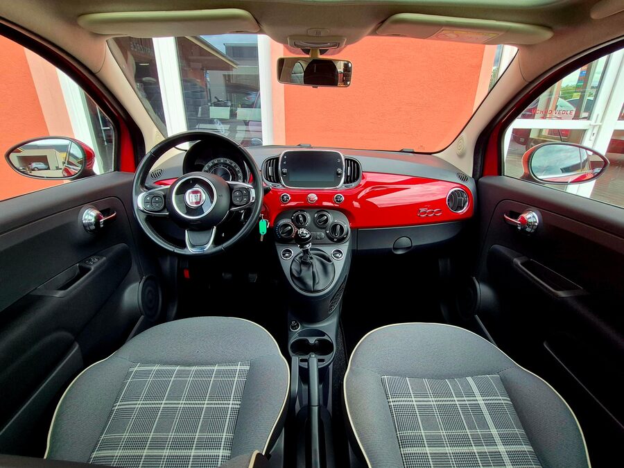 Fiat 500 1.2 51 kW Lounge Panorama – fotografie 17 z 22