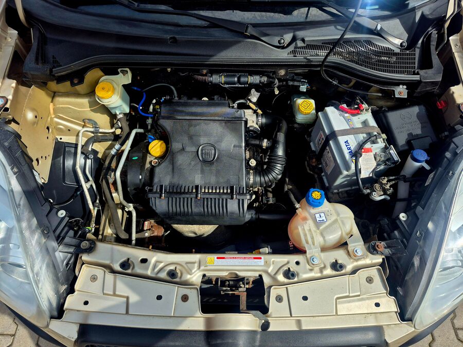 Fiat Dobló 1.4 Dynamic 70 kW – fotografie 8 z 20