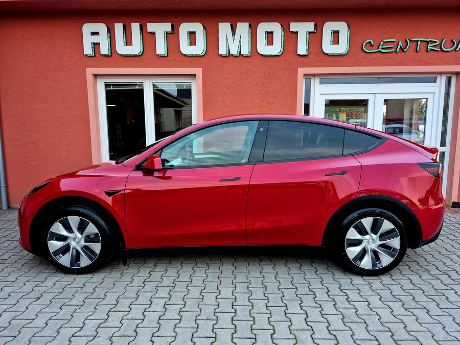 Tesla Model Y Long Range Dual Motor 378 kW – fotografie 2 z 27