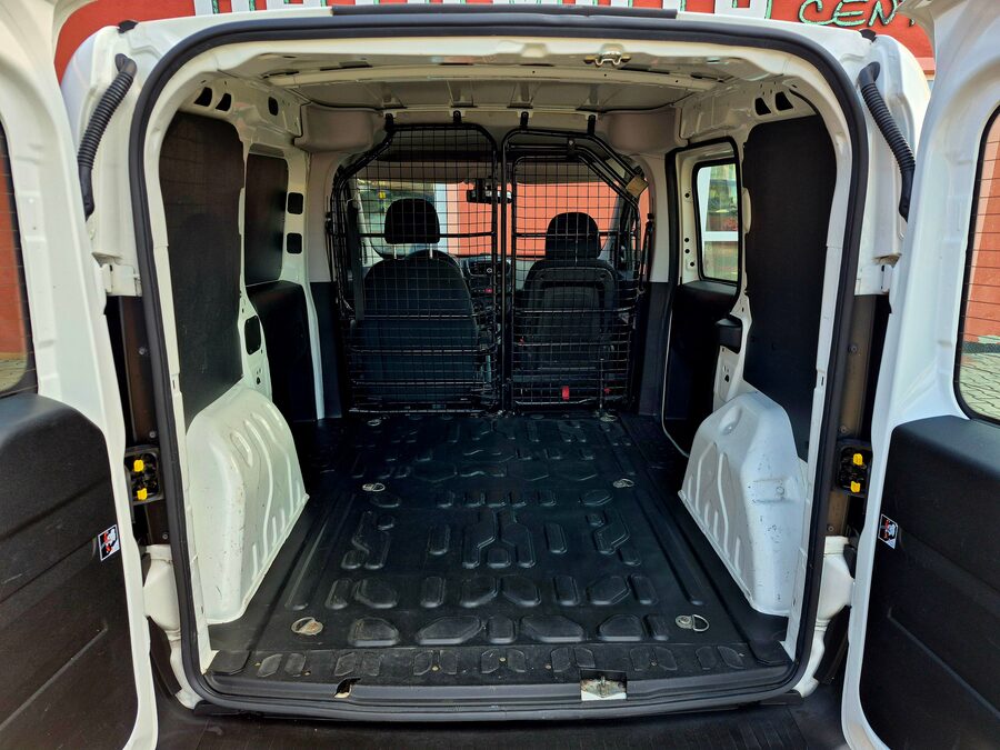 Opel Combo 1.6 CDTI Kasten L1H1 – fotografie 11 z 21