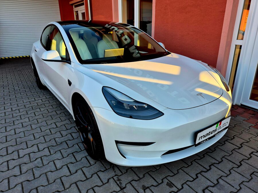 Tesla Model 3 Performance Dual Motor 377 kW – fotografie 4 z 26