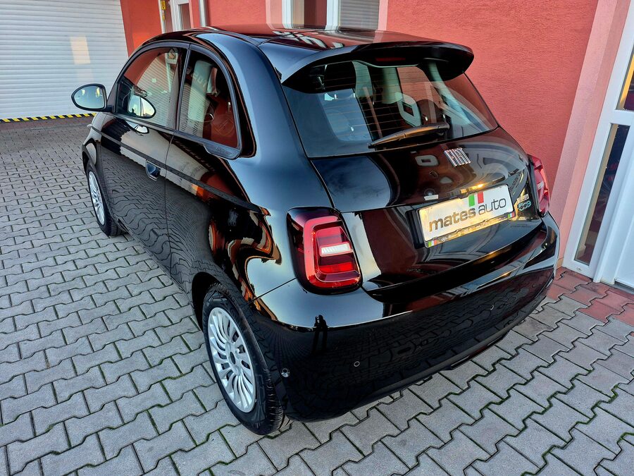 Fiat 500E Icon 87 kW 42 kWh – fotografie 3 z 24
