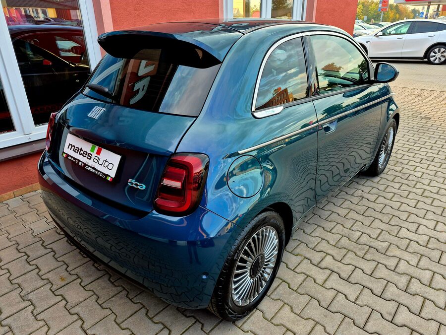 Fiat 500E 87 kW 42 kWh Drive – fotografie 6 z 23