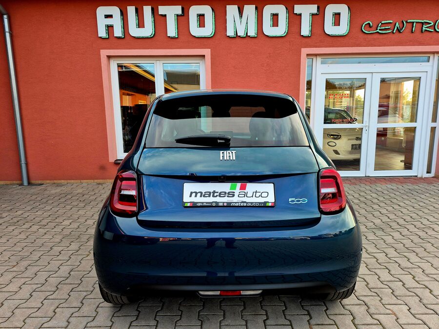 Fiat 500E 87 kW 42 kWh Drive – fotografie 9 z 23