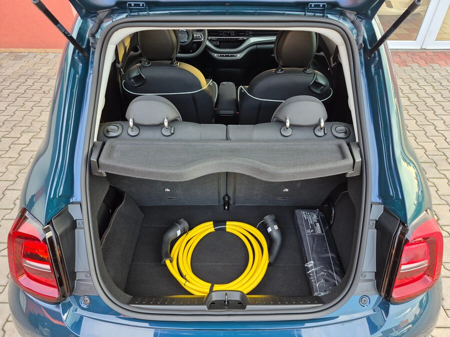 Fiat 500E 87 kW 42 kWh Drive – fotografie 10 z 23