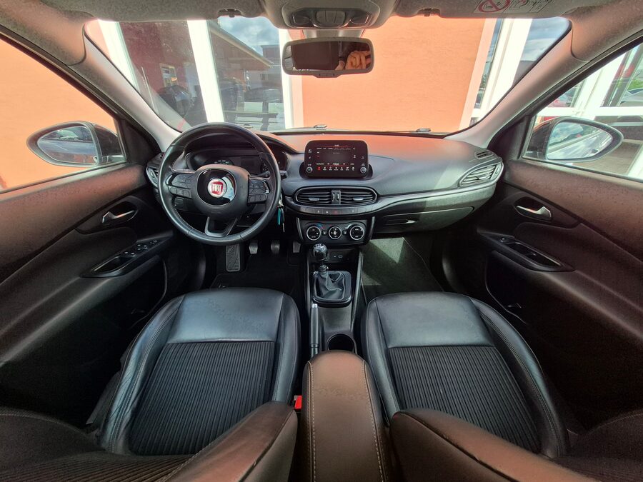 Fiat Tipo 1.4 TURBO S-Design 88 kW Grigio Metropoli – fotografie 21 z 26