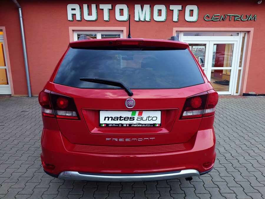 Fiat Freemont 2.0 Multijet 125 kW Cross – fotografie 8 z 27