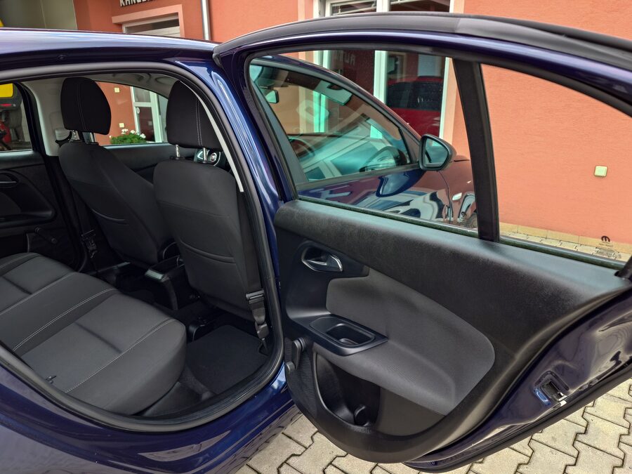 Fiat Tipo 1.4 Fire 70 kW - POP – fotografie 17 z 26
