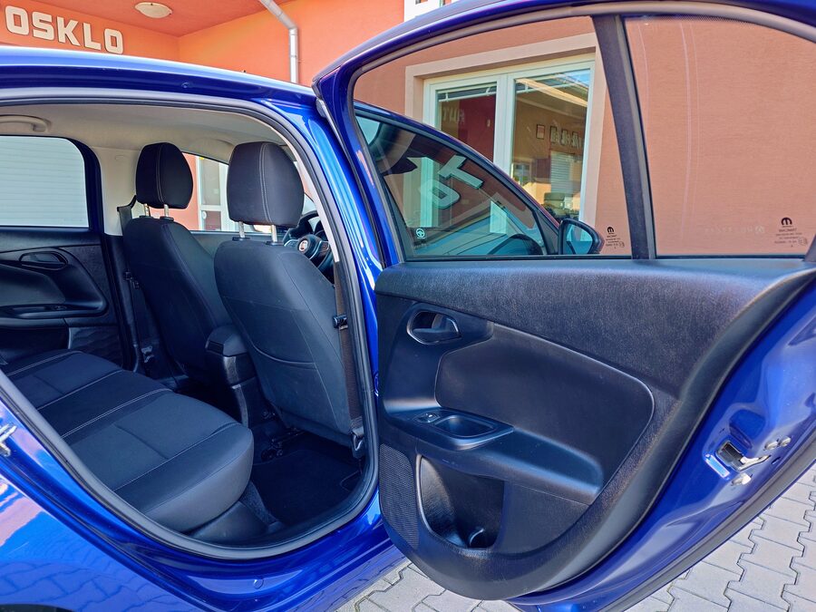 Fiat Tipo 1.6 M-Jet 96 kW – fotografie 18 z 26