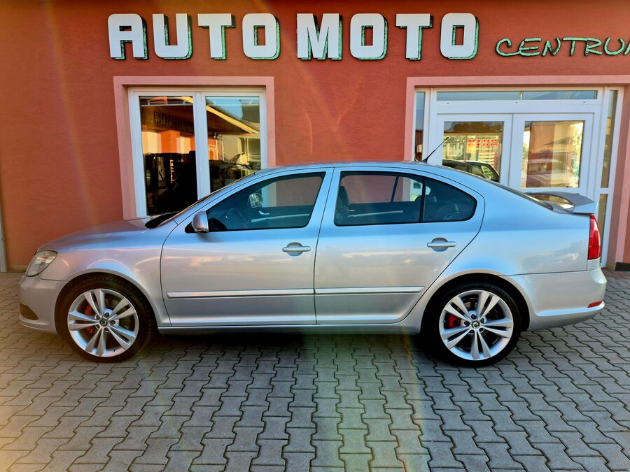 Škoda Octavia 2.0 TDi 125 kW RS – fotografie 2 z 24
