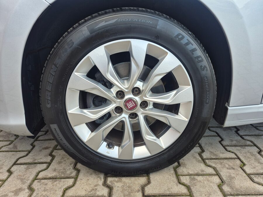 Fiat Tipo 1.4 T-Jet 88 kW POP – fotografie 17 z 21