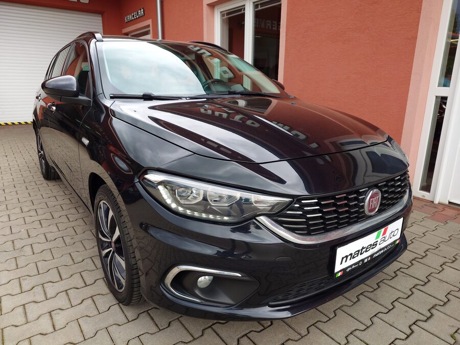 Fiat Tipo 1.6 JTDM Lounge 88 kW – fotografie 4 z 26