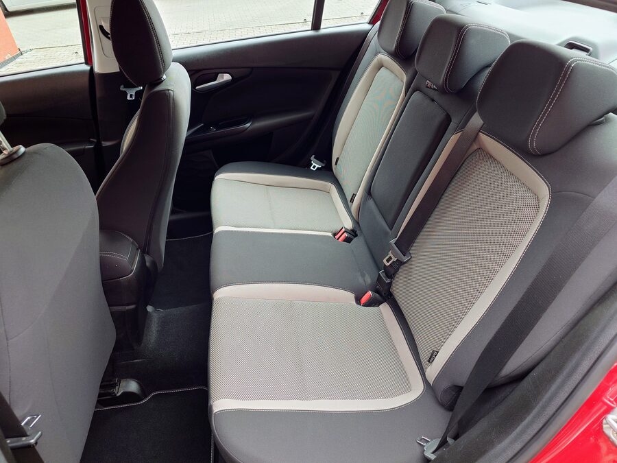 Fiat Tipo 1.6 JTDM Easy 88 kW – fotografie 15 z 28