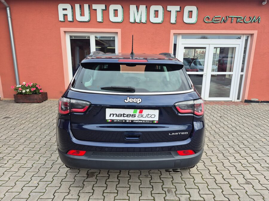 Jeep Compass 1.6 Limited 88 kW – fotografie 8 z 27