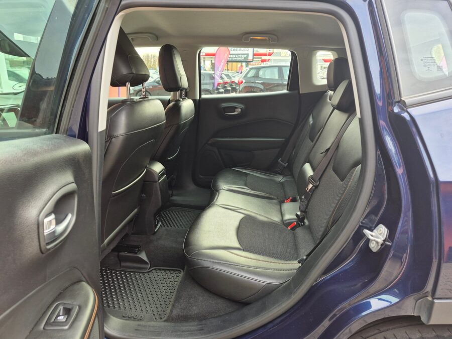 Jeep Compass 1.6 Limited 88 kW – fotografie 15 z 27
