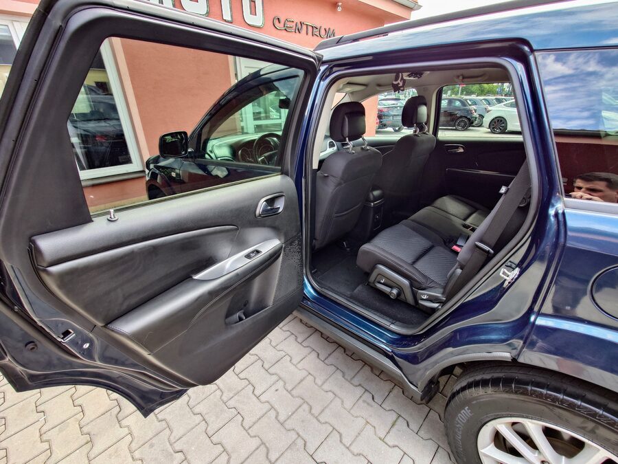 Fiat Freemont 2.0 Multijet Urban 103kW – fotografie 15 z 22