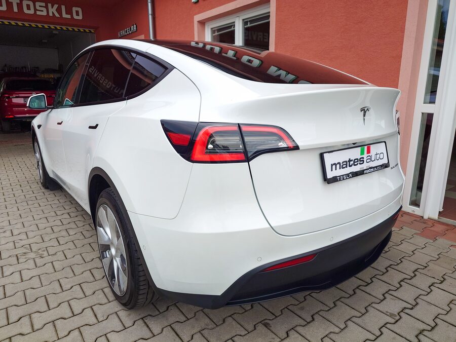 Tesla Model Y Long Range Dual Motor 378 kW – fotografie 4 z 26