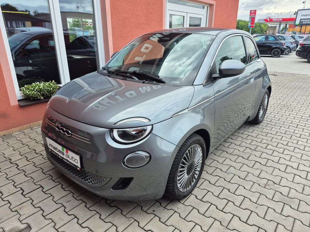Fiat 500E 3+1 42 kWh (ODPOČET DPH)