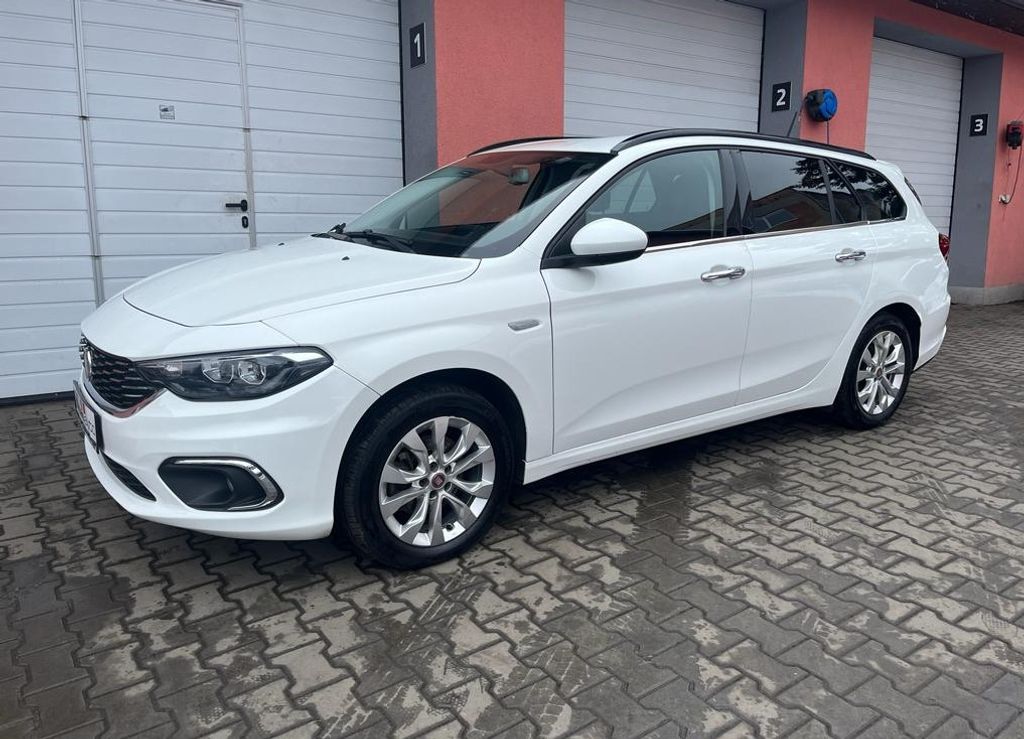 Fiat Tipo 1.6 Multijet 88kW (AUTOMAT)