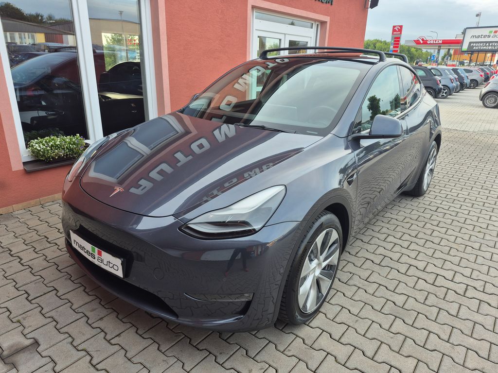 Tesla Model Y Long Range AWD 378kW (ODPOČET DPH) 