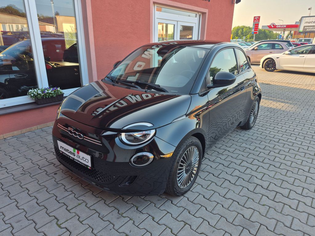 Fiat 500E  87 kW Icon (ODPOČET DPH)